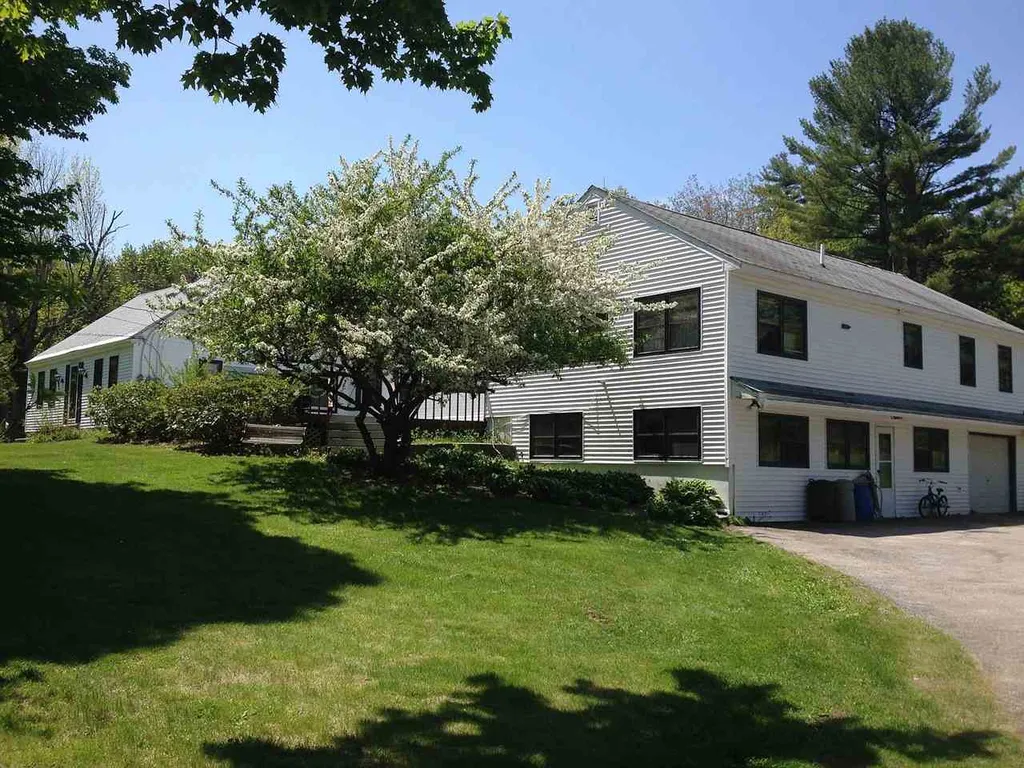 34 Allen Road Wolfeboro NH 03894
