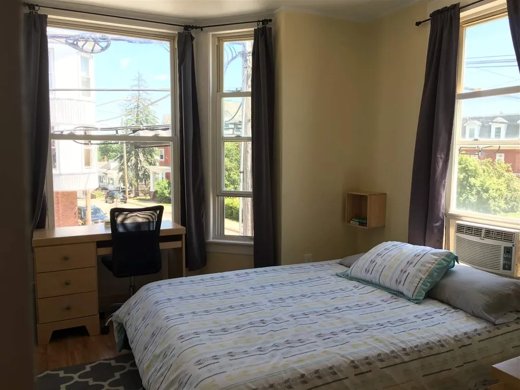 65 Green Street Somersworth NH 03878