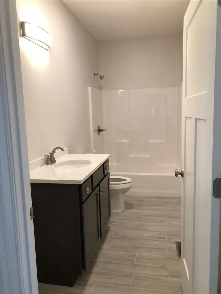 6 Russell Lane Raymond NH 03077