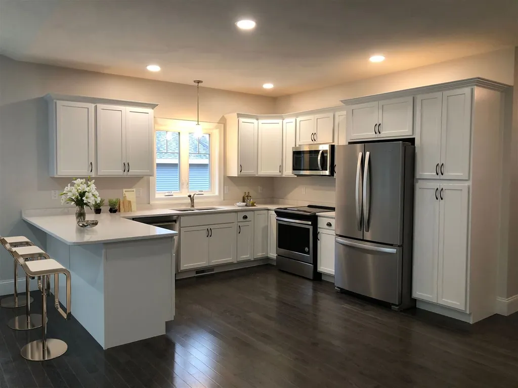 6 Russell Lane Raymond NH 03077