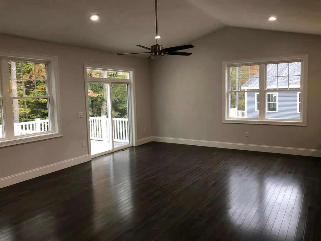6 Russell Lane Raymond NH 03077