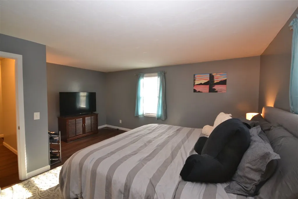 299 Bumfagon Road Loudon NH 03307