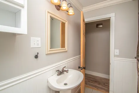 85 Portland Street Lancaster NH 03584