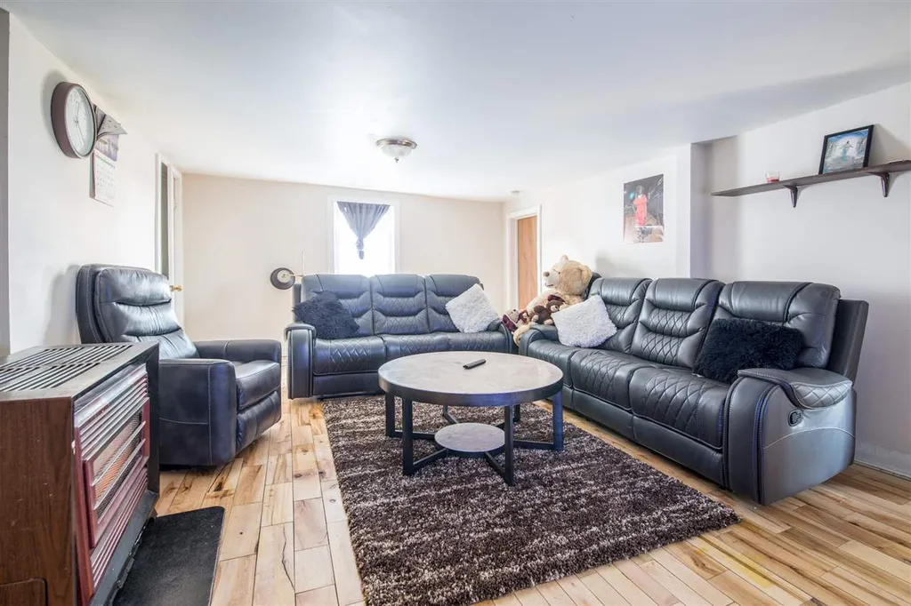 340 Manhattan Drive Burlington VT 05401-0000