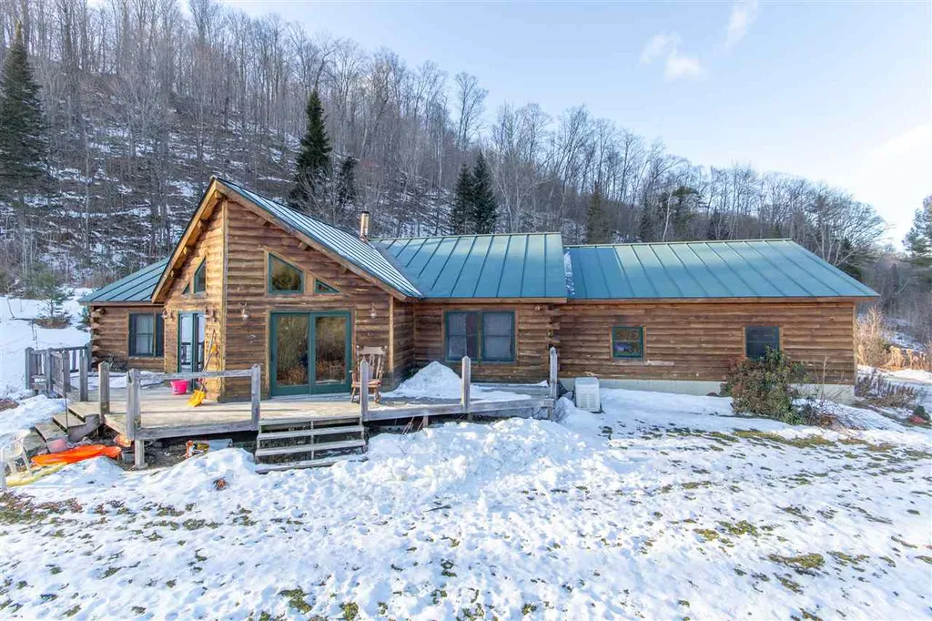 47 Pent Road Chelsea VT 05038