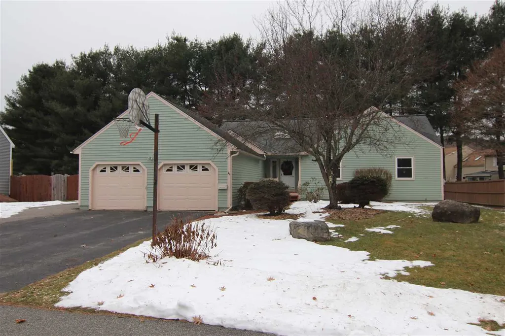 39 Evans Circle Keene NH 03431