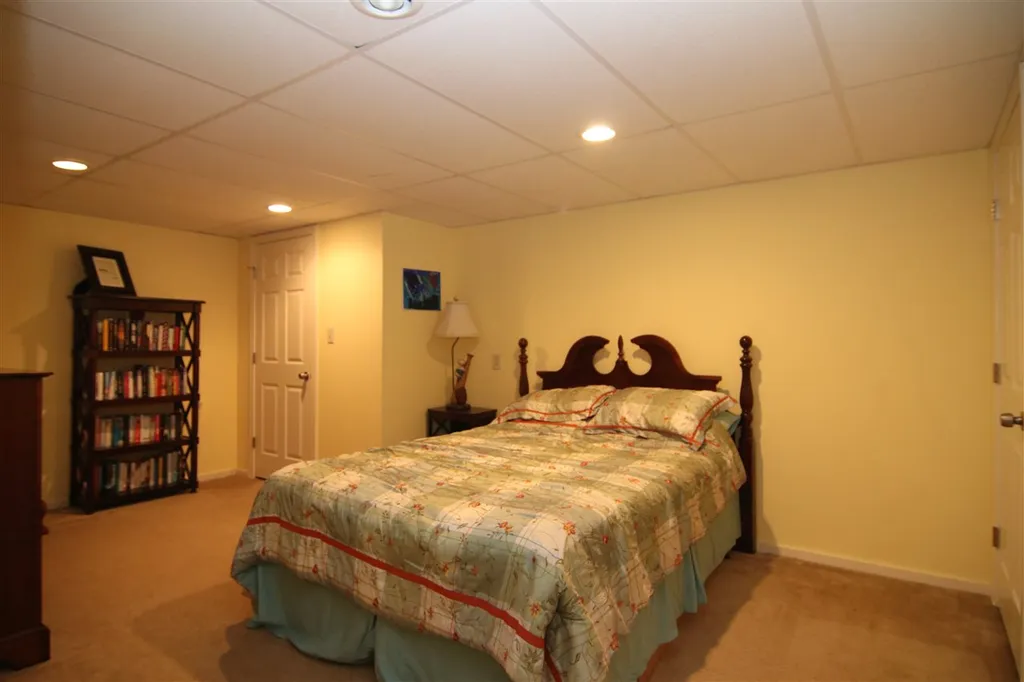39 Evans Circle Keene NH 03431