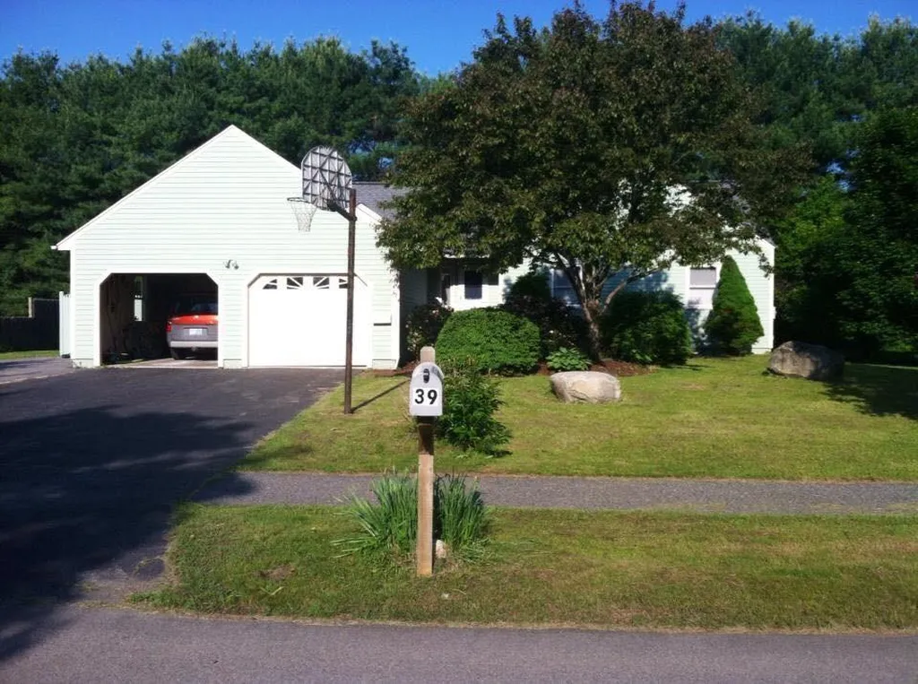 39 Evans Circle Keene NH 03431