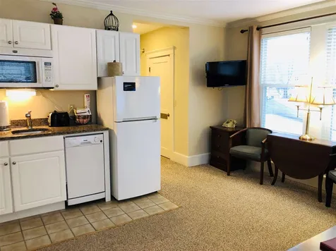 2760 White Mountain Highway Conway NH 03860