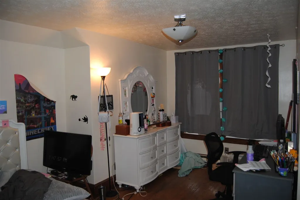 22 Kimball Street Manchester NH 03102