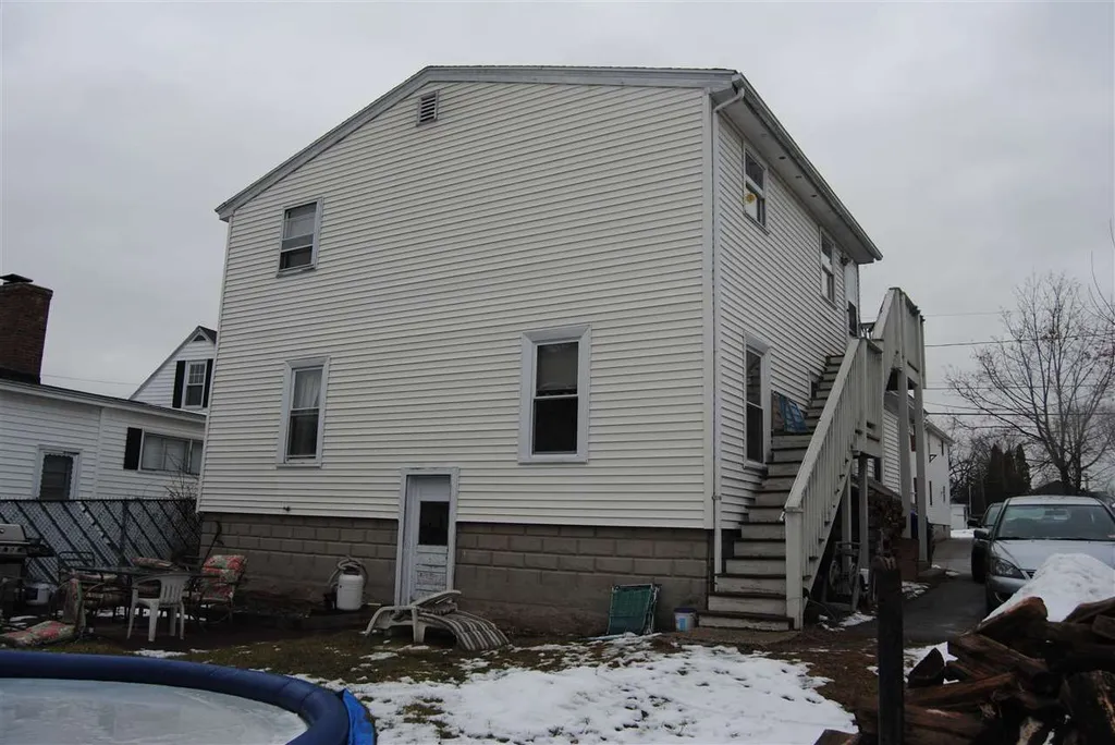 22 Kimball Street Manchester NH 03102