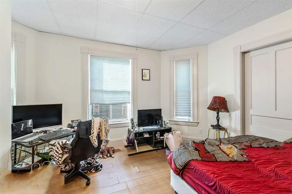 429 Wilson Street Manchester NH 03103
