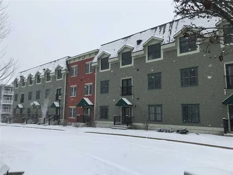 33 Naomis Way Colchester VT 05446