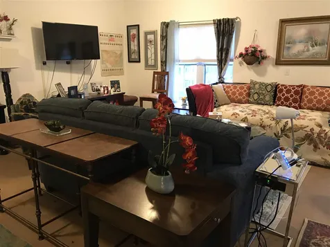 33 Naomis Way Colchester VT 05446