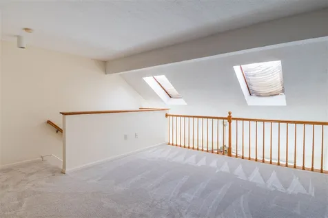 164 Bartemus Trail Nashua NH 03063