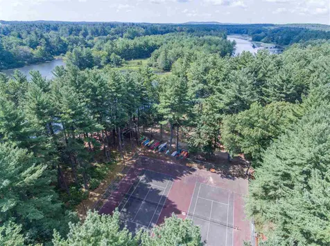 164 Bartemus Trail Nashua NH 03063