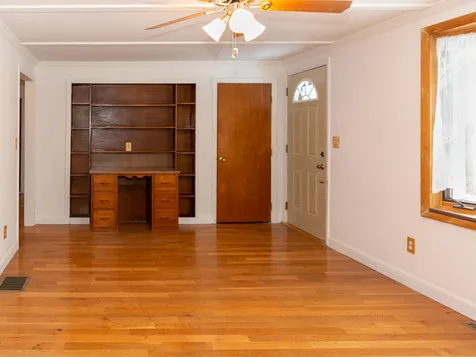 4 Kadra Street Brentwood NH 03833