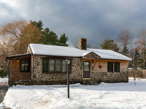 4 Kadra Street Brentwood NH 03833