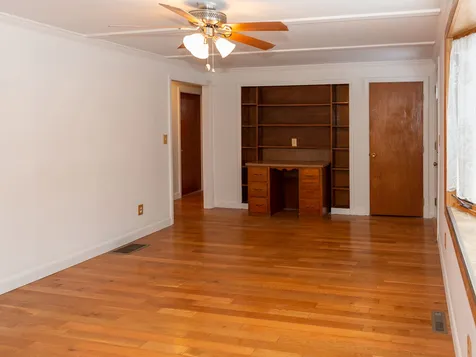 4 Kadra Street Brentwood NH 03833