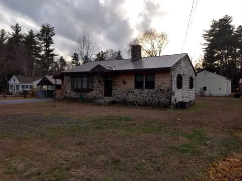 4 Kadra Street Brentwood NH 03833
