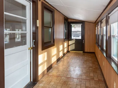 4 Kadra Street Brentwood NH 03833