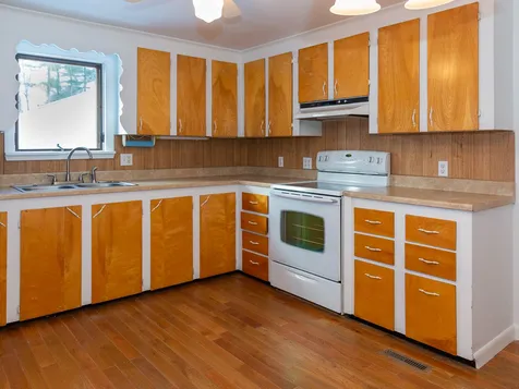 4 Kadra Street Brentwood NH 03833