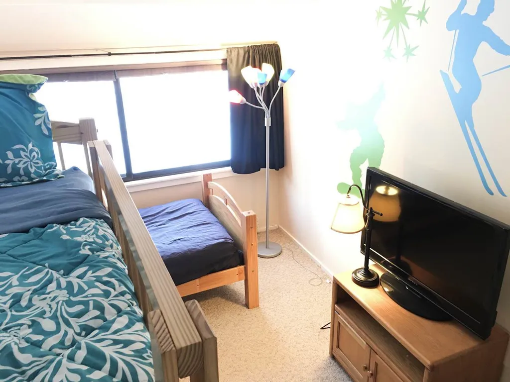 23 Drumleys South Road Warren VT 05674