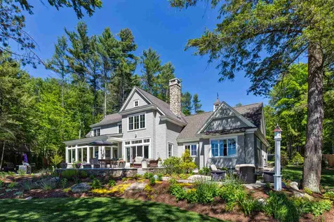 81 Lighthouse View Road New London NH 03257