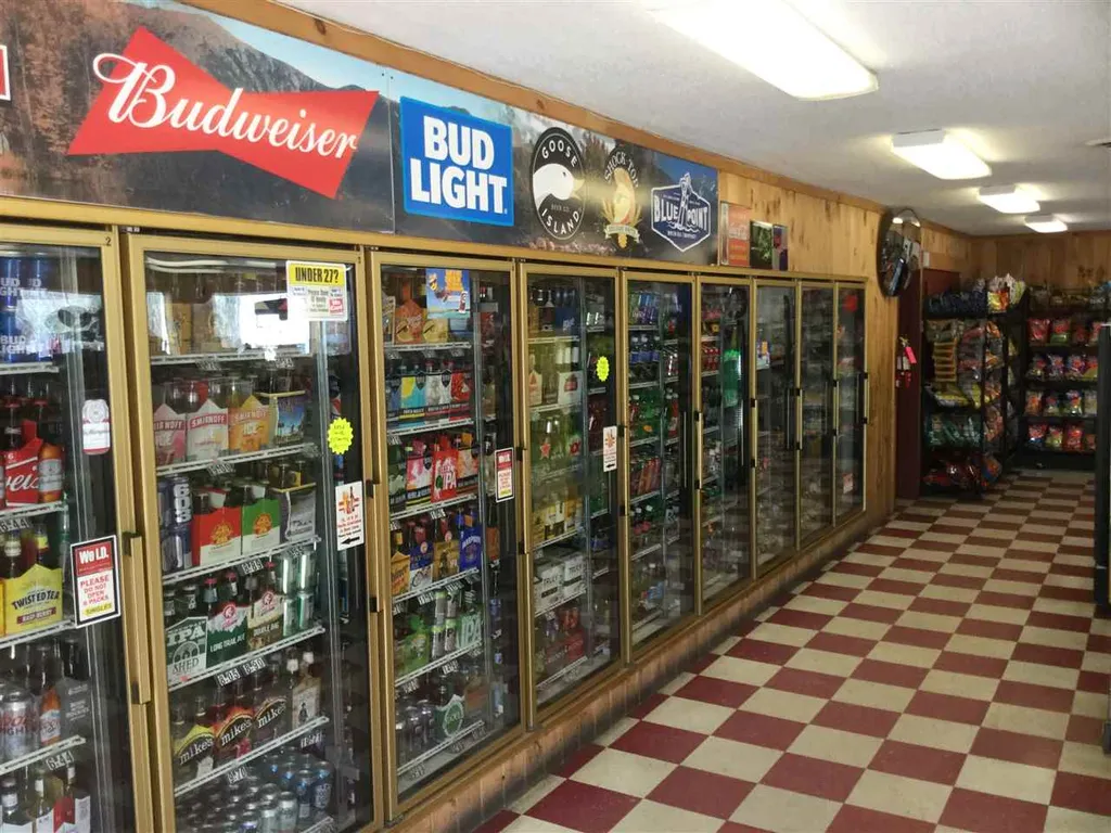 2345 White Mountain Highway Ossipee NH 03890