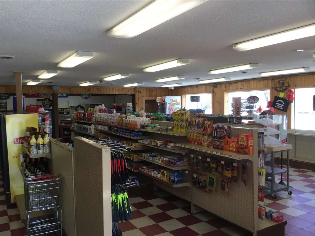 2345 White Mountain Highway Ossipee NH 03890