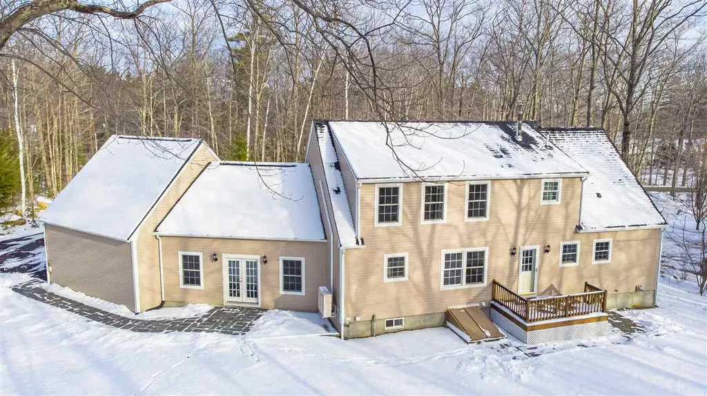 7 Pointe Sewall Road Wolfeboro NH 03894