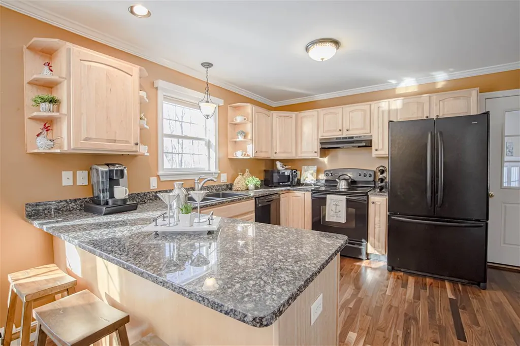 7 Pointe Sewall Road Wolfeboro NH 03894