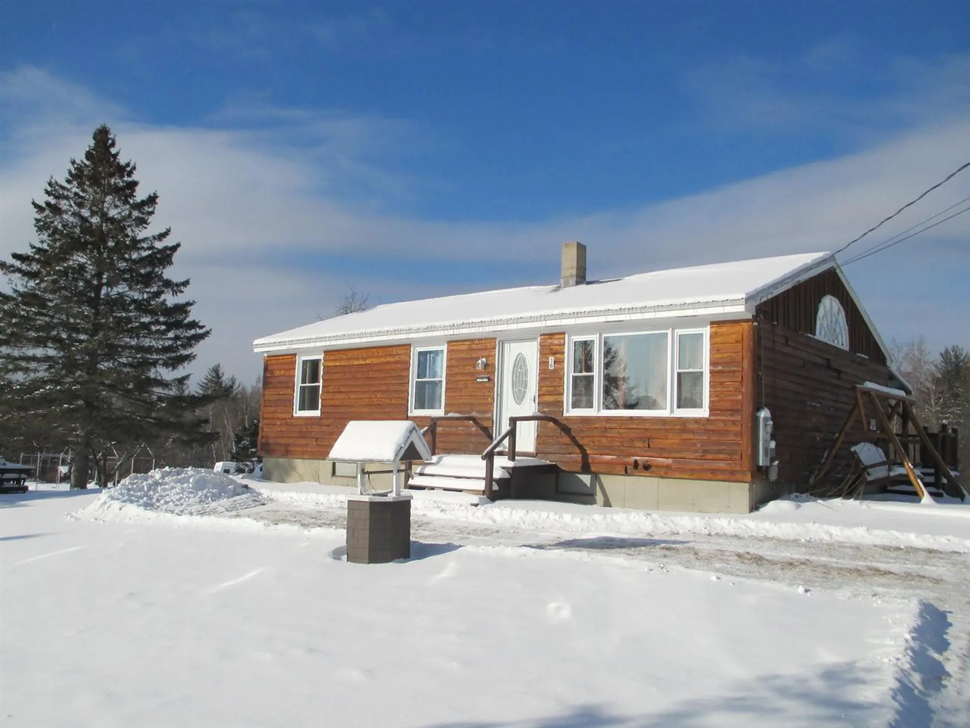 16 Cedric Road Jefferson NH 03583