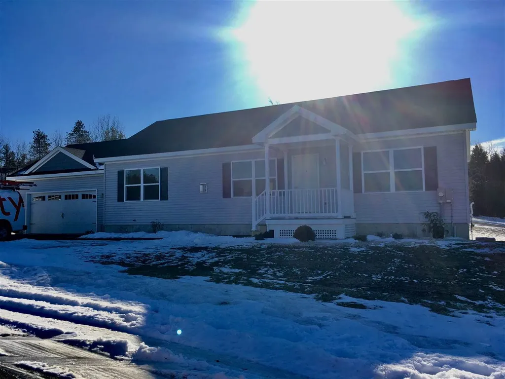 72 Black Duck Drive Chester NH 03036
