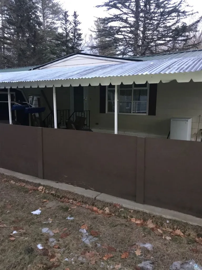 65 Larch Lane Hartford VT 05001