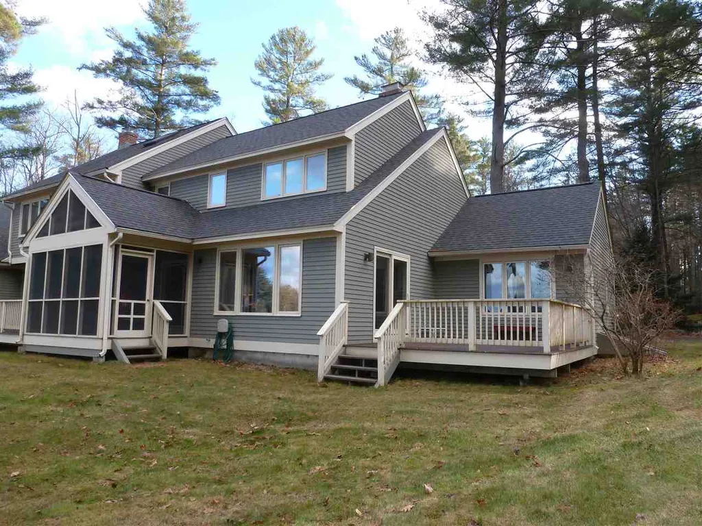 13 Point Breeze Road Wolfeboro NH 03894