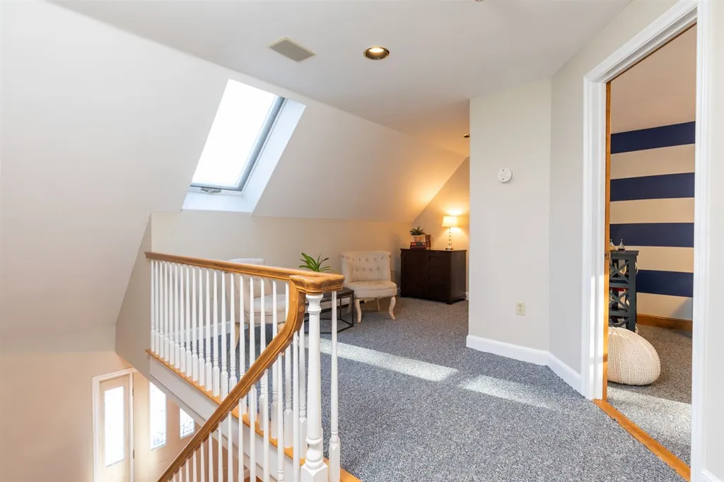 30 Goss Road North Hampton NH 03862