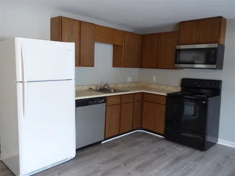 182 Plaistow Road Plaistow NH 03865