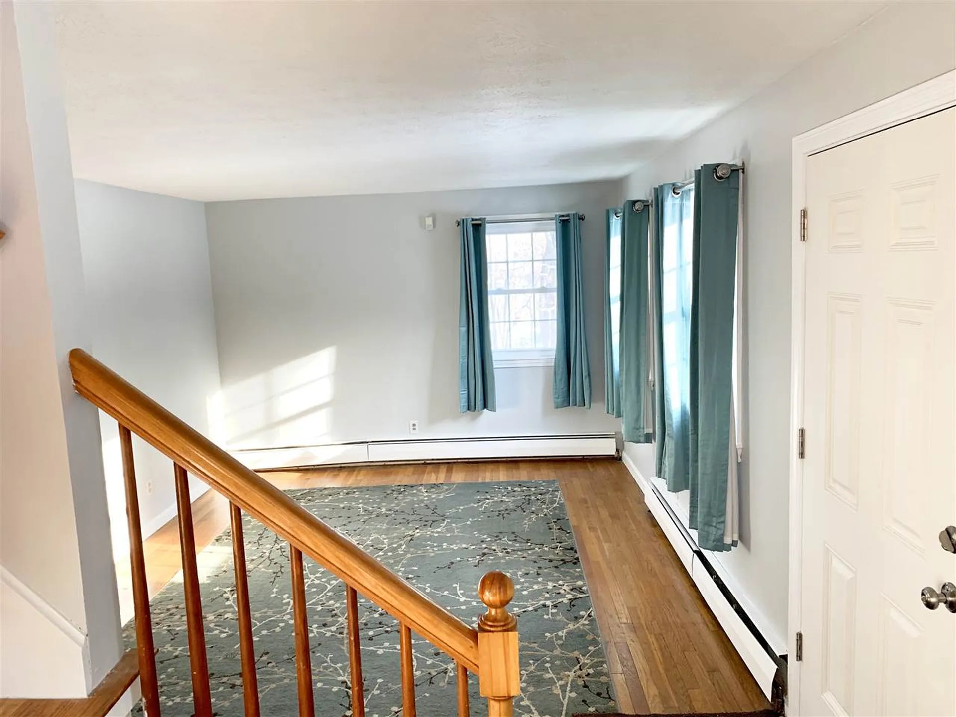 12 Paul Avenue Derry NH 03038