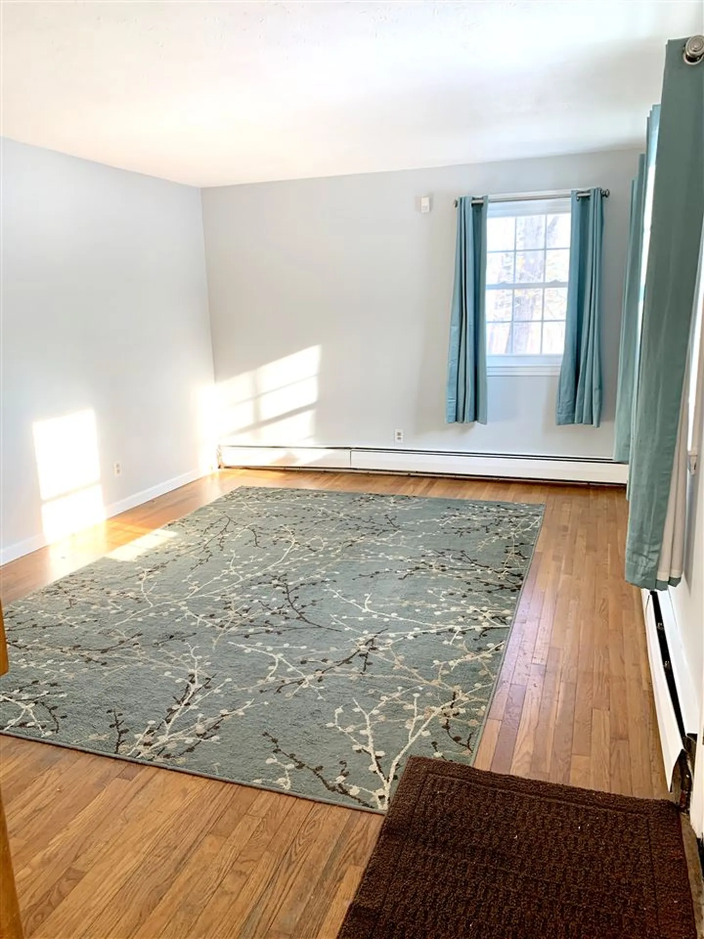 12 Paul Avenue Derry NH 03038