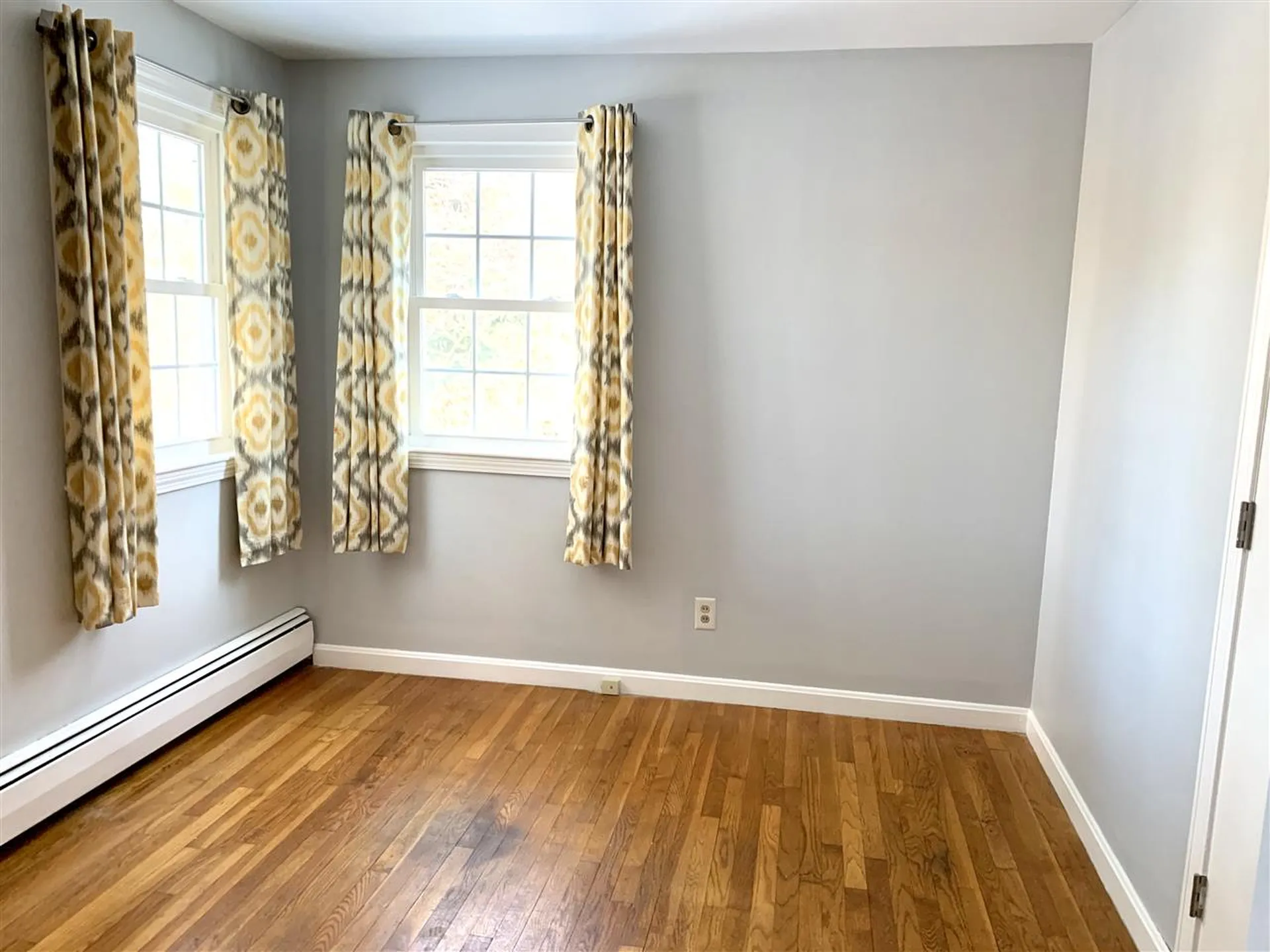 12 Paul Avenue Derry NH 03038