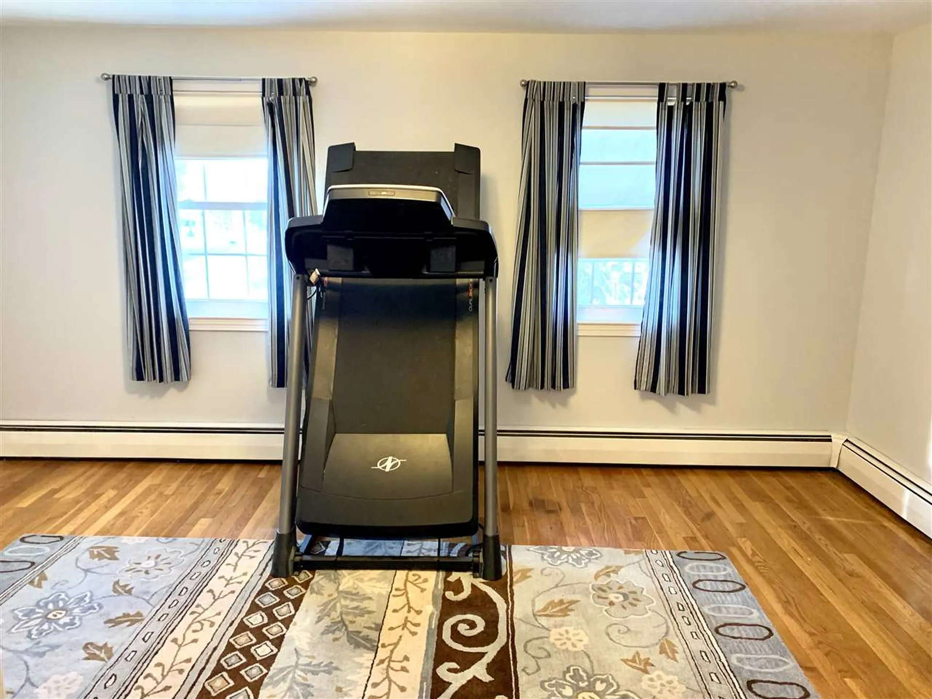 12 Paul Avenue Derry NH 03038