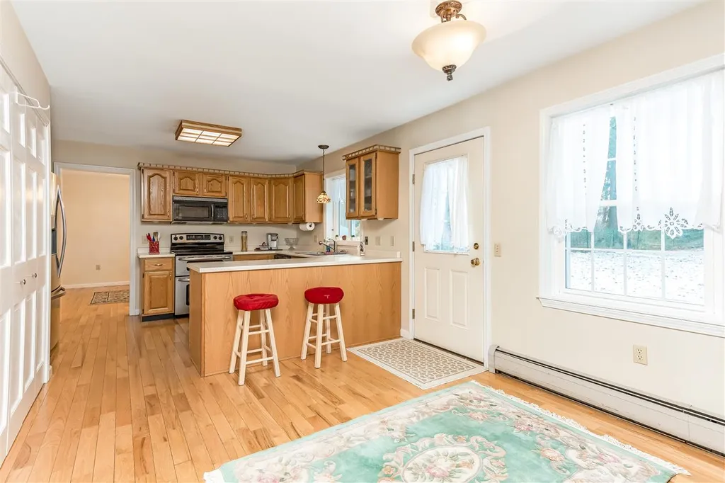 93 North Harbor Road Colchester VT 05446