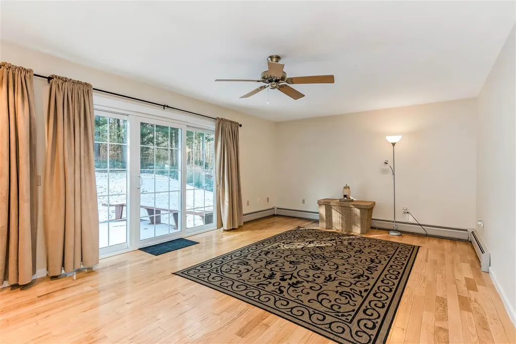 93 North Harbor Road Colchester VT 05446