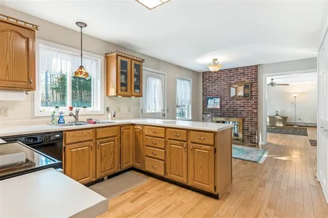 93 North Harbor Road Colchester VT 05446