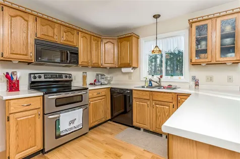 93 North Harbor Road Colchester VT 05446