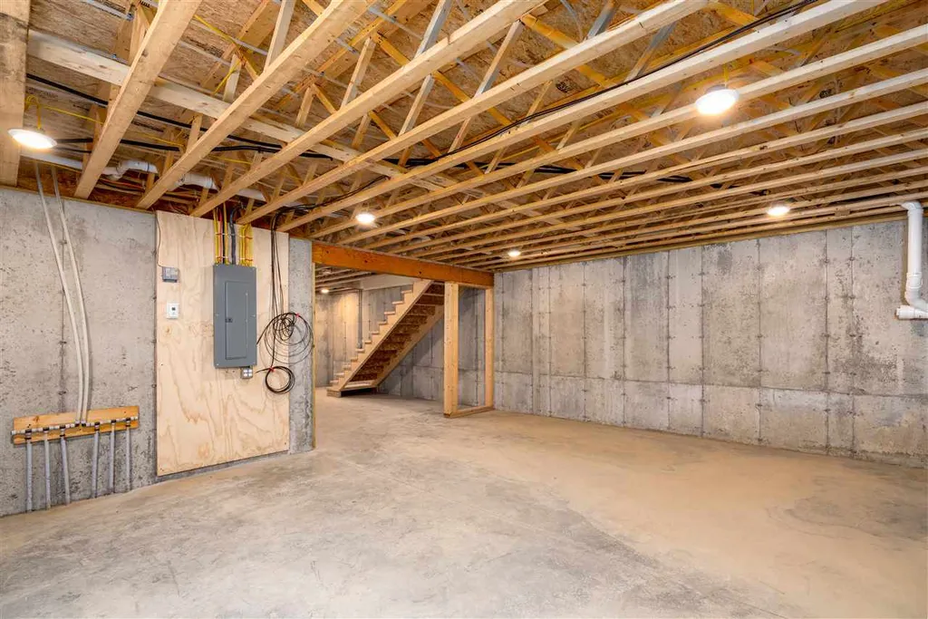 82 Hill Street Stowe VT 05672