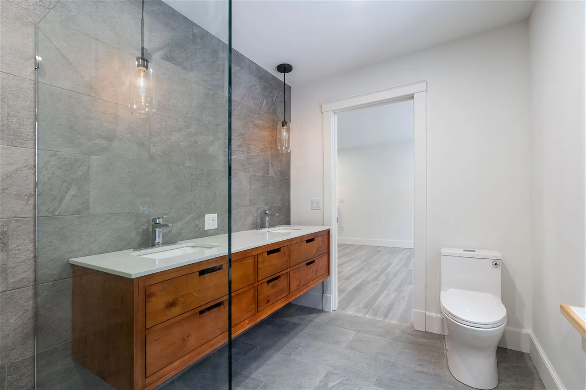 82 Hill Street Stowe VT 05672
