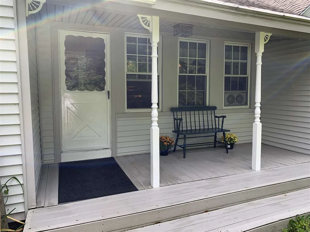445 Creed Hill Road Pittsford VT 05763