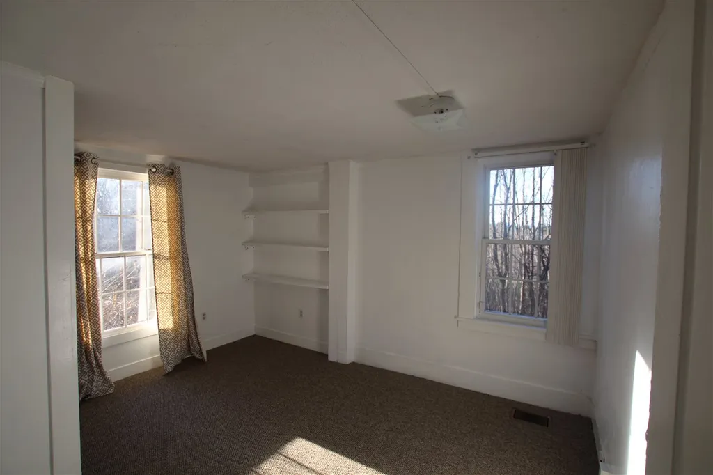 445 Creed Hill Road Pittsford VT 05763